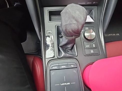 Used 2021 Lexus IS 300 image 19