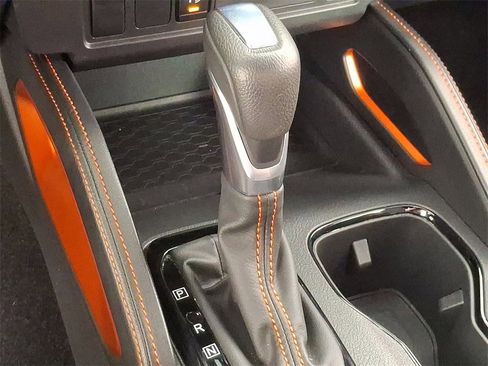 Used 2022 Nissan Frontier PRO-4X w/ Technology Package image 17