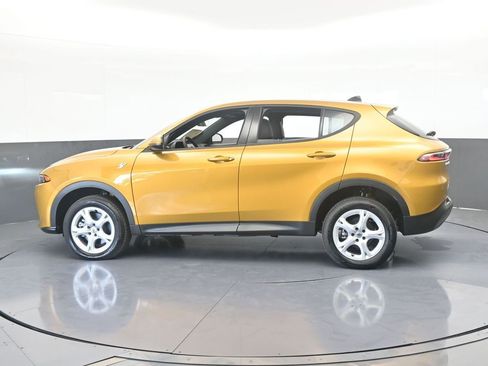 Used 2024 Dodge Hornet GT image 3