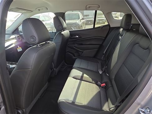 New 2026 Chevrolet Trax LT image 7