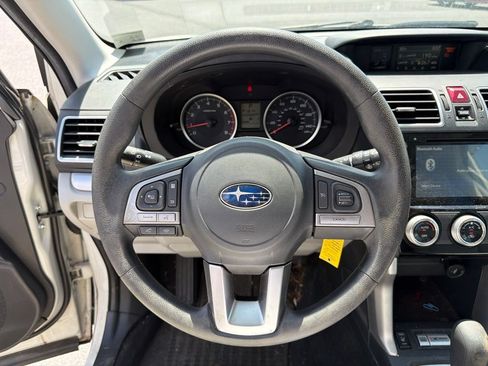 Used 2017 Subaru Forester 2.5i Premium w/ Protection Package #1 AWD/4WD image 25