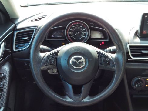 Used 2016 MAZDA MAZDA3 i Sport FWD image 12