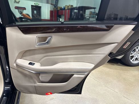 Used 2014 Mercedes-Benz E 350 4MATIC image 94