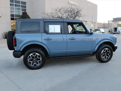 Used 2024 Ford Bronco Outer Banks image 6