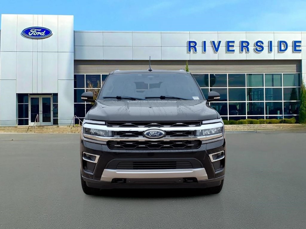 Used 2023 Ford Expedition Max Limited AWD/4WD image 2