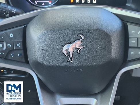 Used 2023 Ford Bronco Badlands image 36