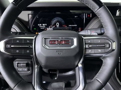 New 2026 GMC Yukon Elevation w/ Elevation Premium Package AWD/4WD image 12