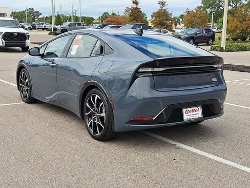 New 2026 Toyota Prius XSE Premium image 4