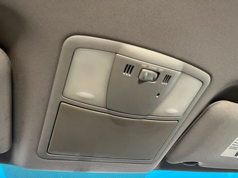 Used 2010 Nissan Altima 2.5 S FWD image 67