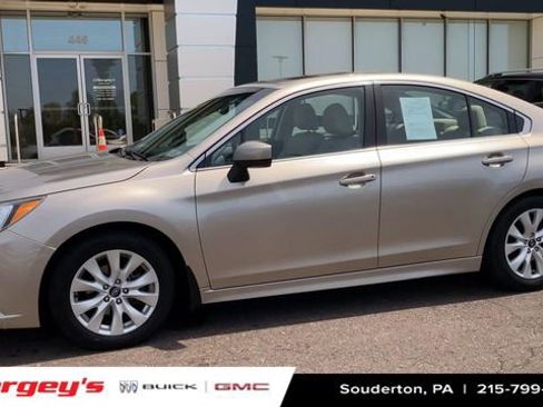 Used 2015 Subaru Legacy 2.5i Premium w/ Moonroof Package AWD/4WD image 4