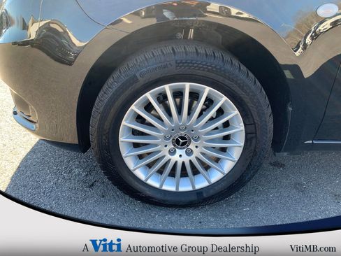 Used 2023 Mercedes-Benz Metris Passenger image 10