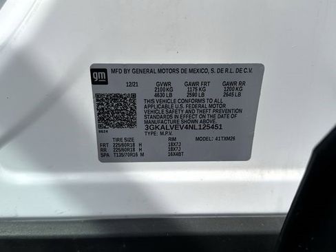 Certified 2022 GMC Terrain SLT w/ Infotainment Package II image 35