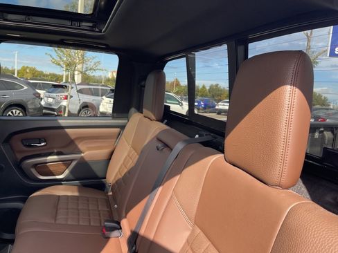 Used 2023 Nissan Titan Platinum Reserve w/ Moonroof Package image 28