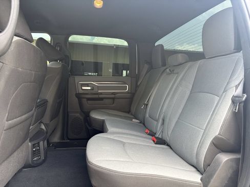Used 2023 RAM 2500 Big Horn w/ Level 1 Equipment Group AWD/4WD image 23