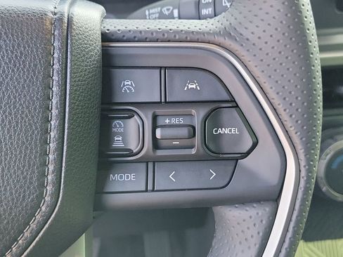 Used 2025 Toyota 4Runner SR5 image 27