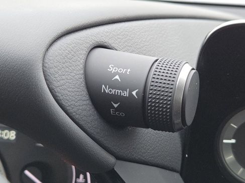 New 2025 Lexus ES 350 Ultra Luxury image 19