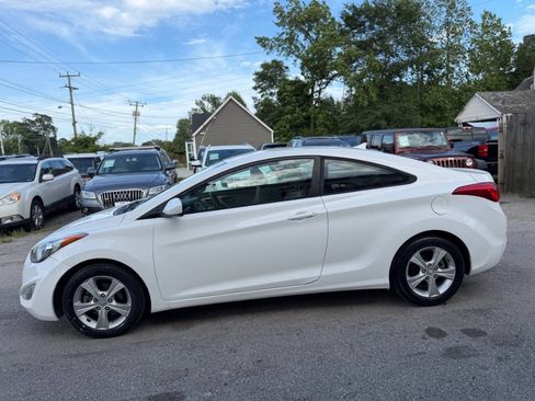 Used 2013 Hyundai Elantra FWD image 4