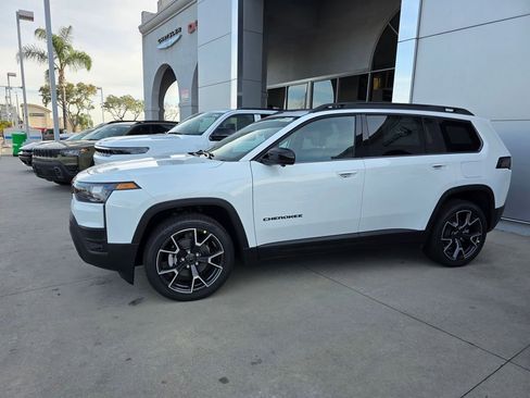 New 2026 Jeep Cherokee Overland w/ Advanced Pro Tech Group image 3