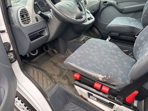 Used 2004 Dodge Sprinter 2500 w/ PWR Convenience Group image 13