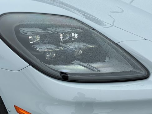 New 2026 Porsche Panamera image 11