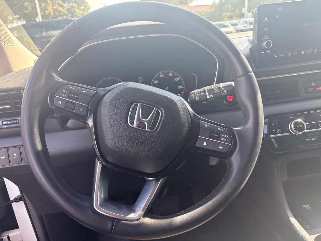 Used 2024 Honda Pilot EX-L image 16