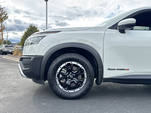 Used 2024 Nissan Pathfinder Rock Creek AWD/4WD image 29