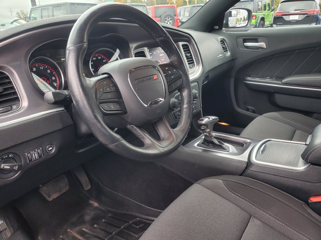 Used 2020 Dodge Charger SXT w/ Cold Weather Package AWD/4WD image 8