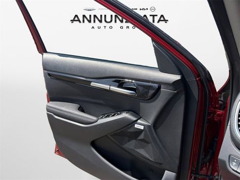 New 2025 Kia Seltos SX w/ SX Sunroof Package image 28