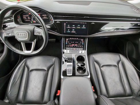 Used 2023 Audi Q8 Premium Plus w/ Premium Plus Package AWD/4WD image 29