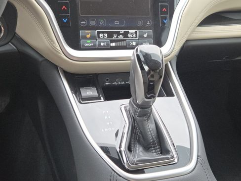 Used 2025 Subaru Legacy Limited AWD/4WD image 33