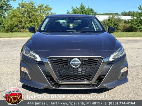 Used 2021 Nissan Altima 2.5 SR w/ SR Premium Package FWD image 8