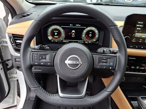 Used 2023 Nissan Rogue Platinum w/ Platinum Premium Package image 21