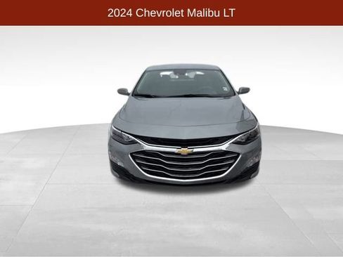 Used 2024 Chevrolet Malibu LT image 2