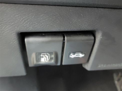 Certified 2024 Nissan Kicks S image 28