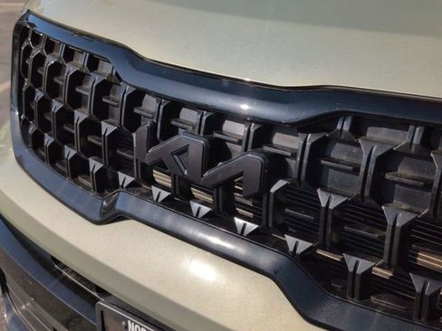 Used 2025 Kia Telluride EX AWD/4WD image 10