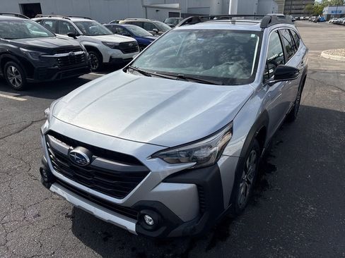 Certified 2024 Subaru Outback Limited AWD/4WD image 6