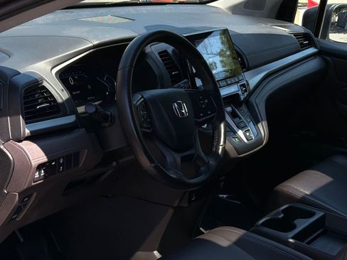 Used 2021 Honda Odyssey EX-L image 16