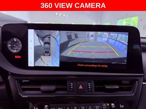 Used 2024 Lexus ES 300h Ultra Luxury w/ Accessory Package (Z2) FWD image 13