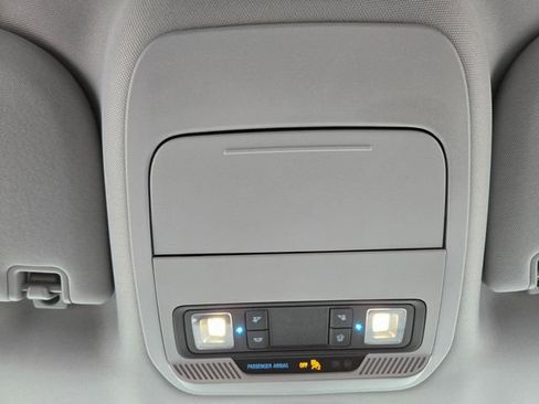 Used 2022 Ford F150 XLT image 23