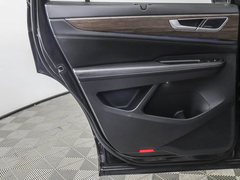 Used 2024 Volkswagen Atlas SEL Premium R-Line image 42