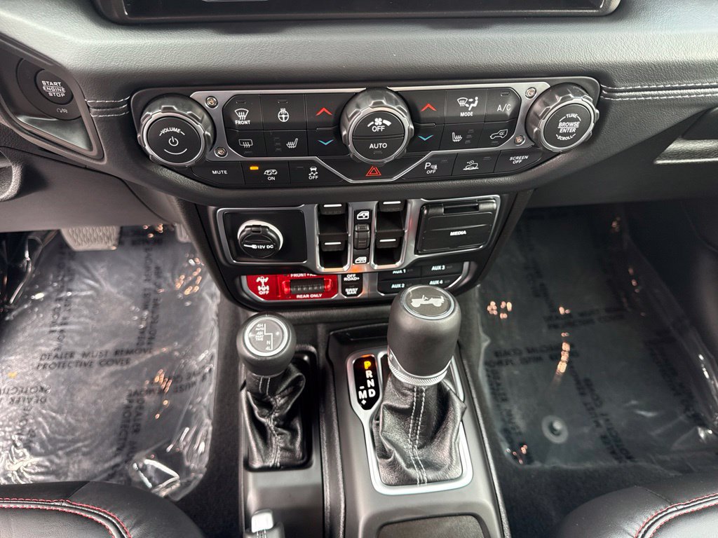 Used 2026 Jeep Wrangler Unlimited Rubicon 392 w/ Quick Order Package 27X Moab AWD/4WD image 15