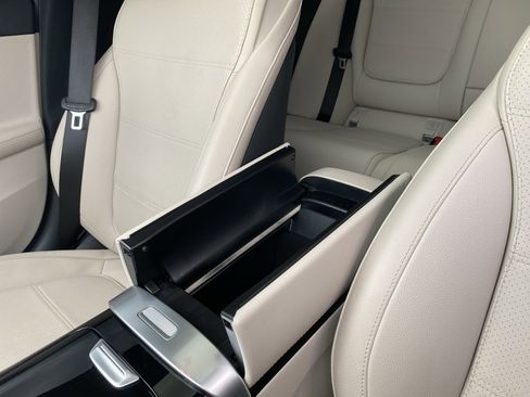 Used 2024 Mercedes-Benz C 300 C 300 image 39