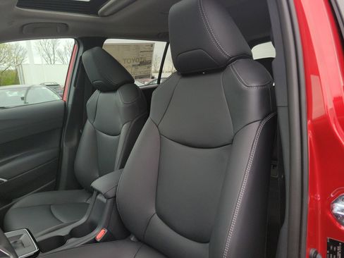 New 2026 Toyota Corolla Cross XLE image 21