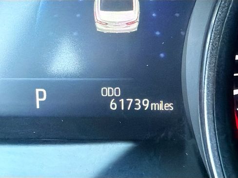 Used 2021 Toyota Camry XSE w/ Navigation Package image 19