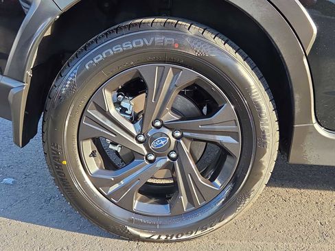 Used 2024 Subaru Crosstrek 2.0i image 13
