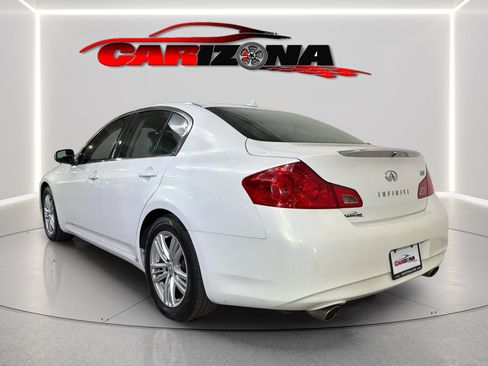 Used 2011 INFINITI G37 Journey RWD image 8