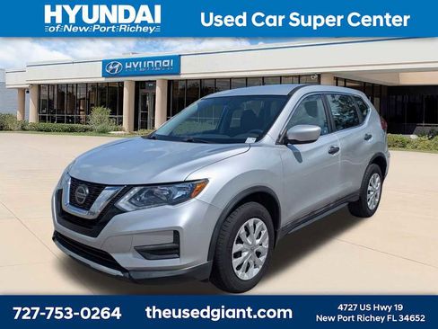 Used 2018 Nissan Rogue S AWD/4WD image 1