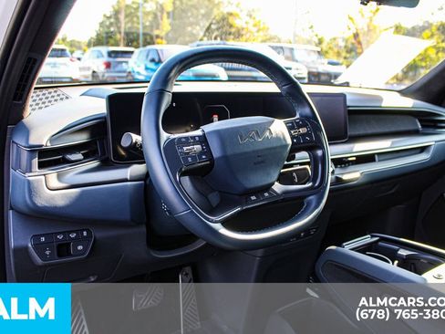 Used 2024 Kia EV9 GT-Line image 23