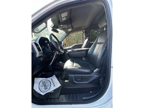 Used 2020 Ford F150 Lariat image 17