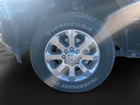 Used 2026 RAM 2500 Laramie AWD/4WD image 9